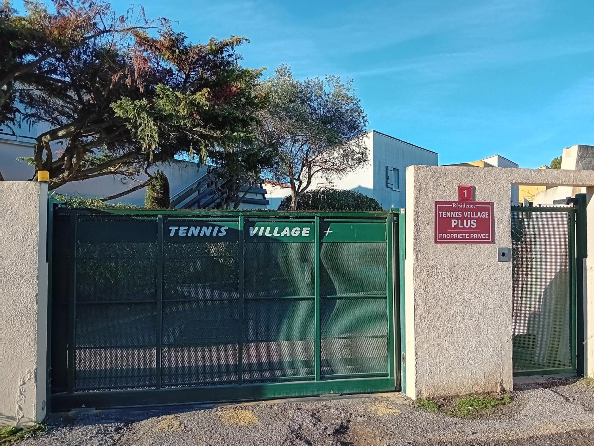 Tennis Village Agde Exterior photo